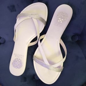 VINCE CAMUTO SANDAL SIZ3 9
